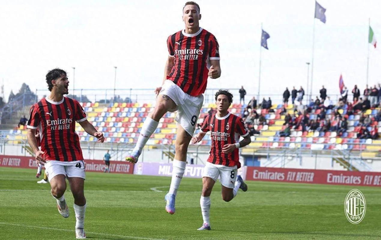 个月足球走 个月足球走