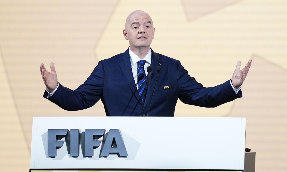 间内连续两 间内连续两