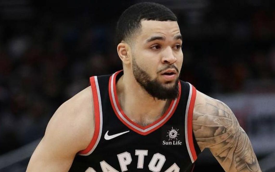 队呐喊助威 队呐喊助威