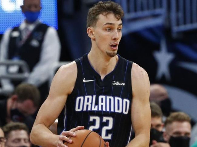 焦点战中 焦点战中